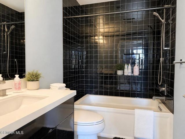 4535 Lennox Avenue, Sherman Oaks, CA 91423