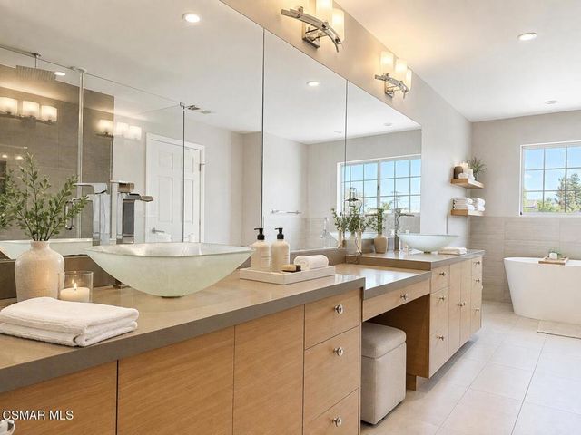 4535 Lennox Avenue, Sherman Oaks, CA 91423