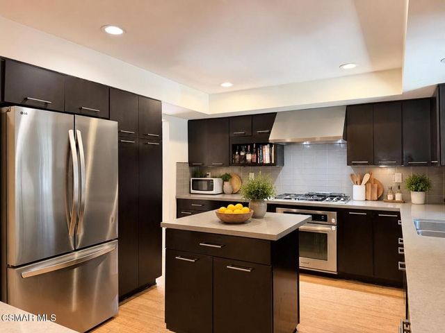 4535 Lennox Avenue, Sherman Oaks, CA 91423