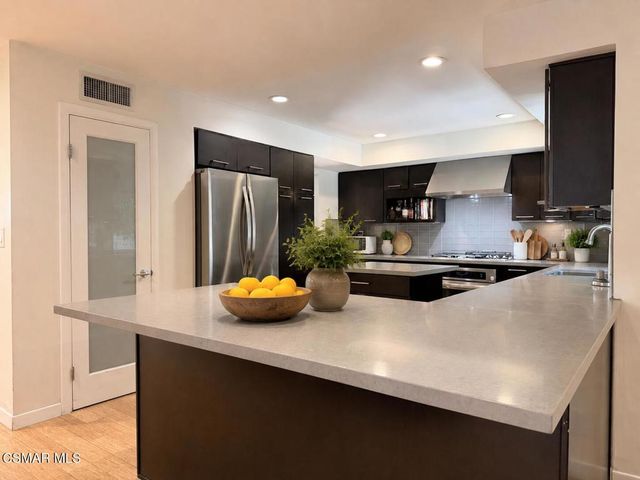 4535 Lennox Avenue, Sherman Oaks, CA 91423