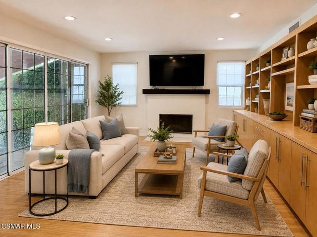 4535 Lennox Avenue, Sherman Oaks, CA 91423