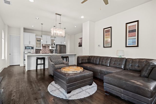 3102 Pavonia Drive, Dallas, TX 75204
