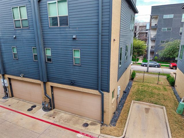 3102 Pavonia Drive, Dallas, TX 75204