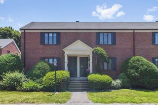 958 Belmont St 958, Watertown, MA 02472