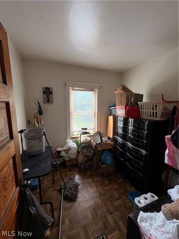 9915 Raymond Avenue, Cleveland, OH 44104