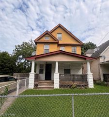 9915 Raymond Avenue, Cleveland, OH 44104