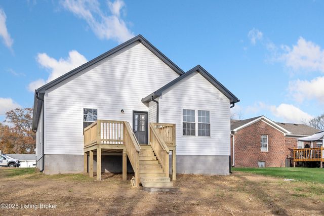 6713 Memory Ln, Louisville, KY 40258