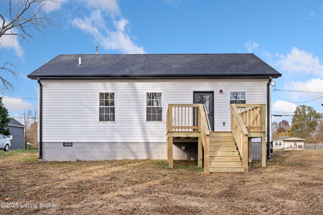 6713 Memory Ln, Louisville, KY 40258