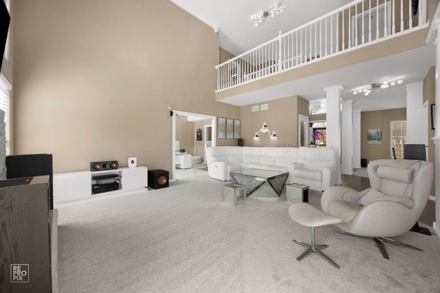 134 Timber Court, Gilberts, IL 60136