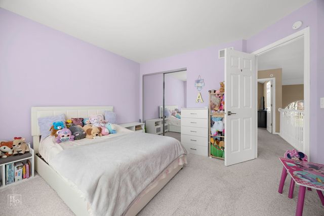 134 Timber Court, Gilberts, IL 60136