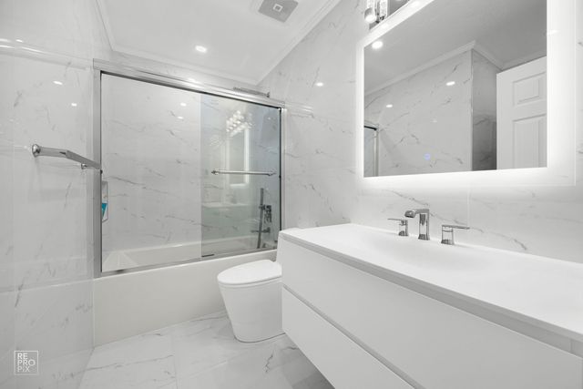 134 Timber Court, Gilberts, IL 60136