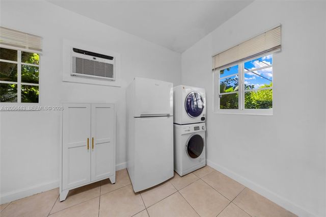 902 Salzedo Street 5, Coral Gables, FL 33134