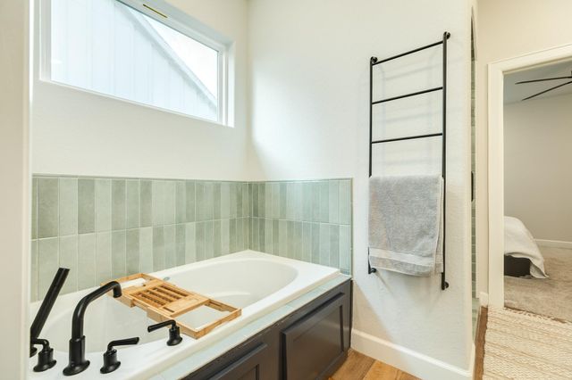 2 Greystone Court, Angleton, TX 77515