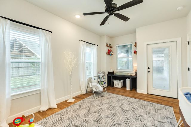 2 Greystone Court, Angleton, TX 77515