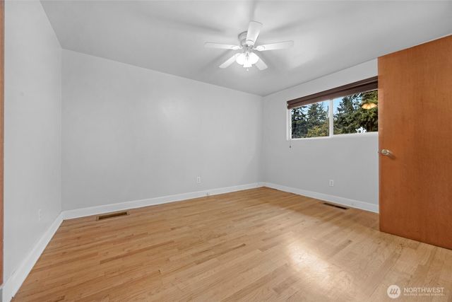 146 NE 165th Street, Shoreline, WA 98155