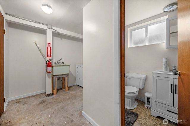 146 NE 165th Street, Shoreline, WA 98155