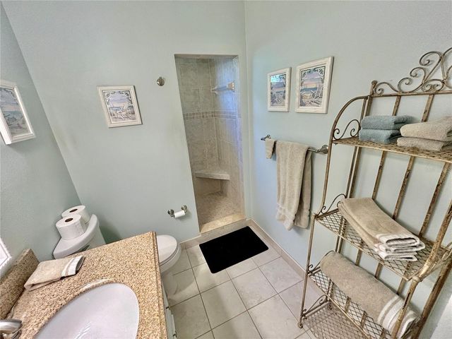 2042 AUSTRALIA WAY 28, Clearwater, FL 33763