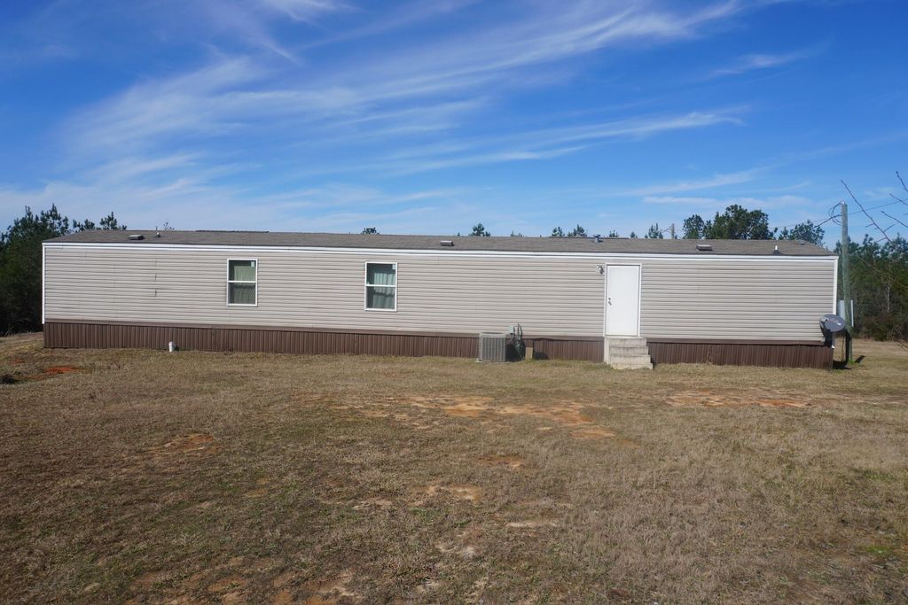 251 Jackson-Bridges Rd., Prentiss, MS 39474