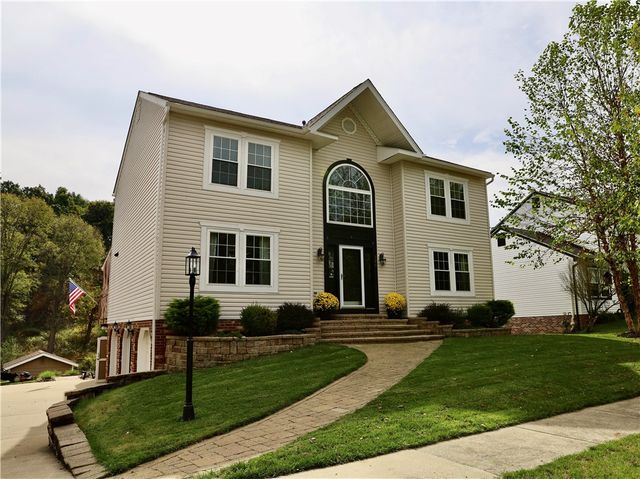 120 Windsor Ct, Cranberry Twp, PA 16066