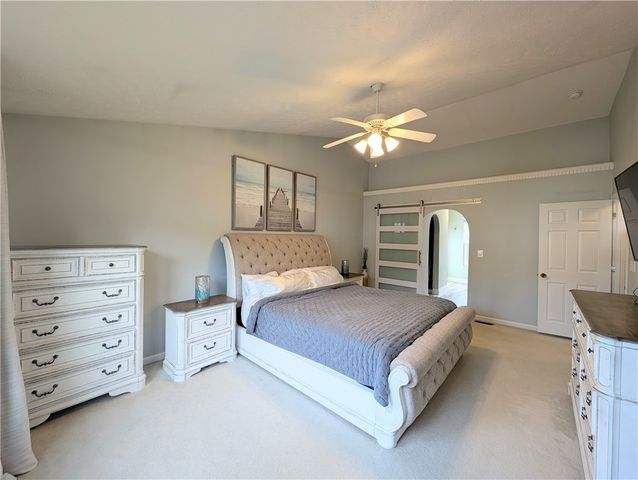 120 Windsor Ct, Cranberry Twp, PA 16066