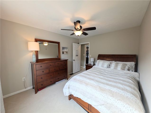 120 Windsor Ct, Cranberry Twp, PA 16066