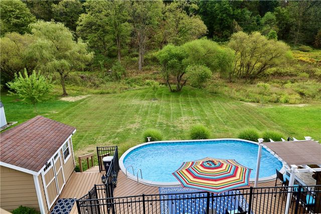 120 Windsor Ct, Cranberry Twp, PA 16066