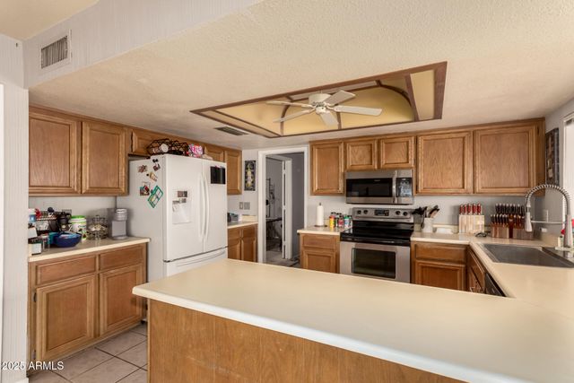 2324 E CORTEZ Street, Phoenix, AZ 85028