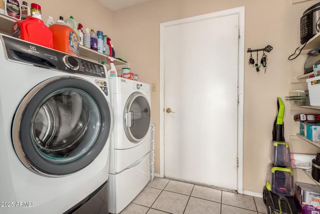 2324 E CORTEZ Street, Phoenix, AZ 85028