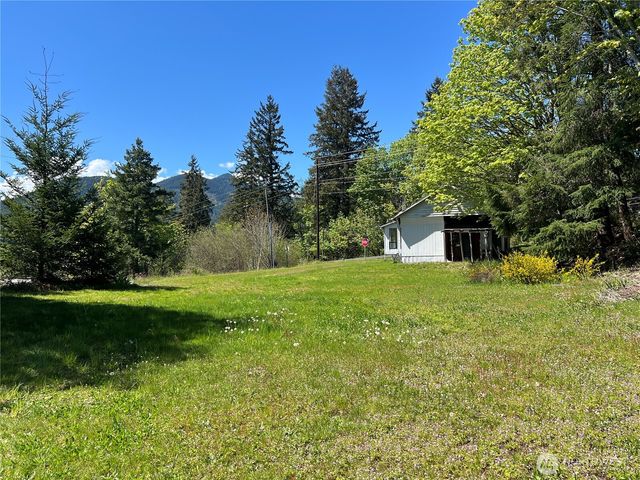 309885 Highway 101, Brinnon, WA 98320