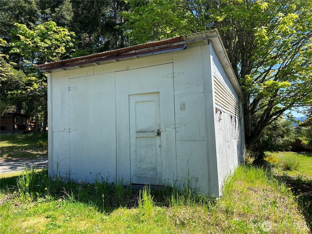 309885 Highway 101, Brinnon, WA 98320