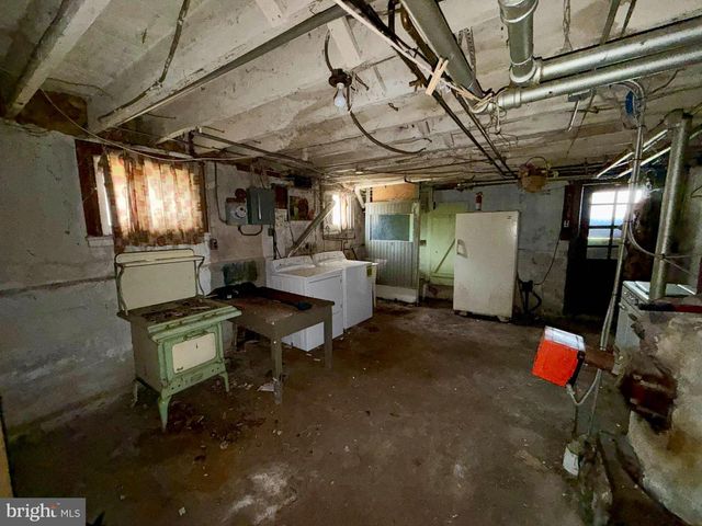 238 BALTIMORE AVE, Baltimore, MD 21222