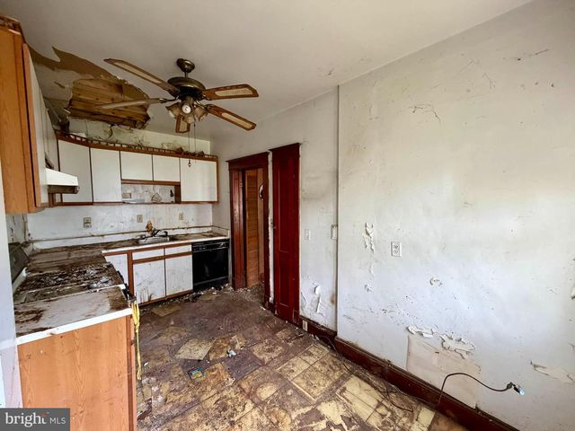 238 BALTIMORE AVE, Baltimore, MD 21222