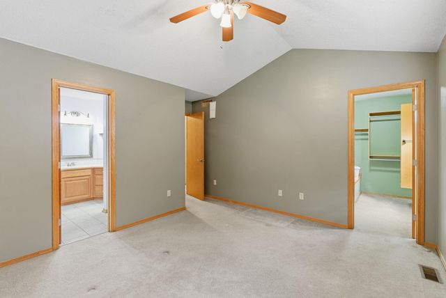 6928 E Odessa CT, Bel Aire, KS 67226