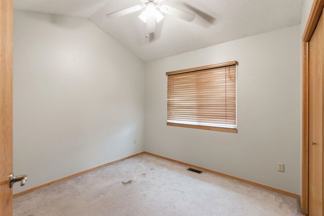 6928 E Odessa CT, Bel Aire, KS 67226