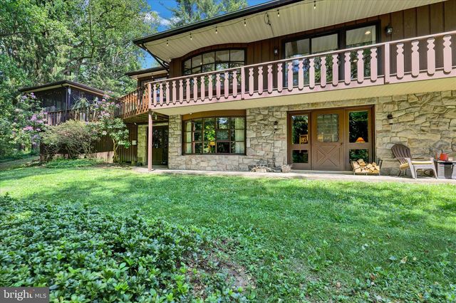 44 MEADOW GLEN LN, Reading, PA 19607