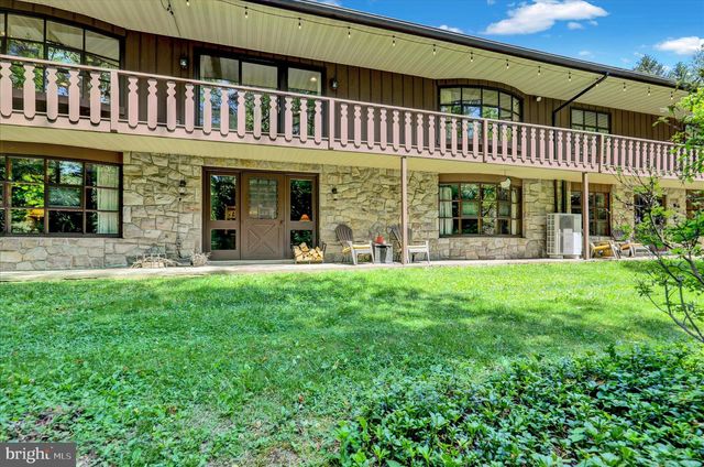44 MEADOW GLEN LN, Reading, PA 19607