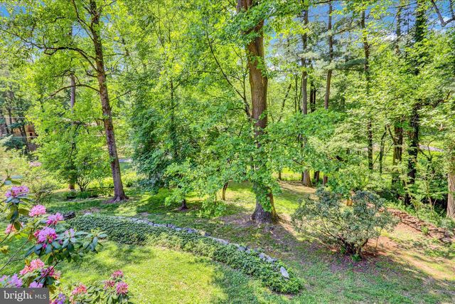 44 MEADOW GLEN LN, Reading, PA 19607