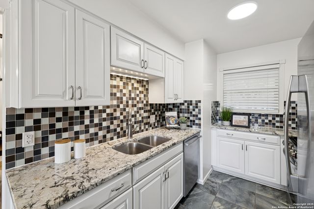 4427 Monaco, San Antonio, TX 78218
