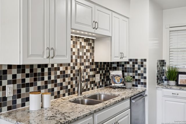 4427 Monaco, San Antonio, TX 78218