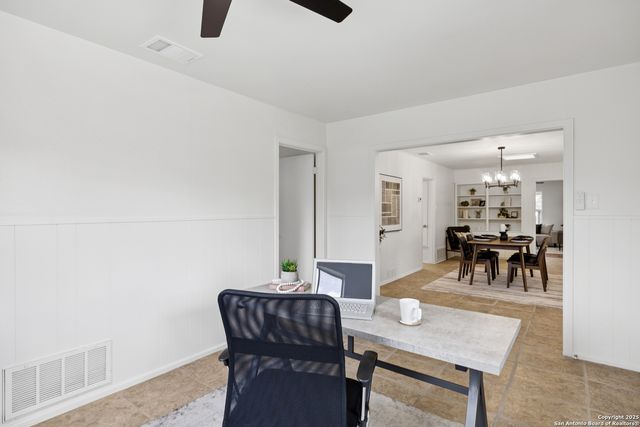 4427 Monaco, San Antonio, TX 78218