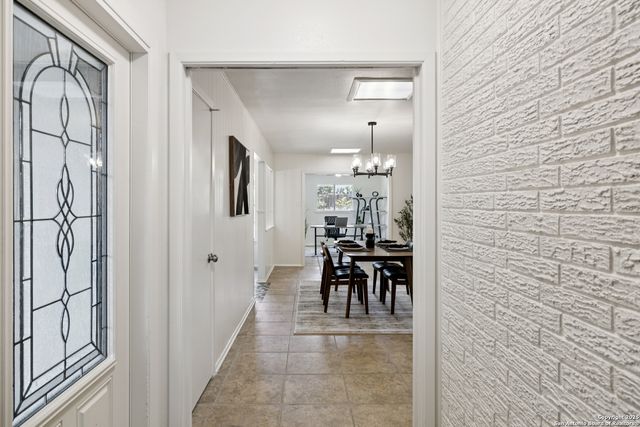 4427 Monaco, San Antonio, TX 78218