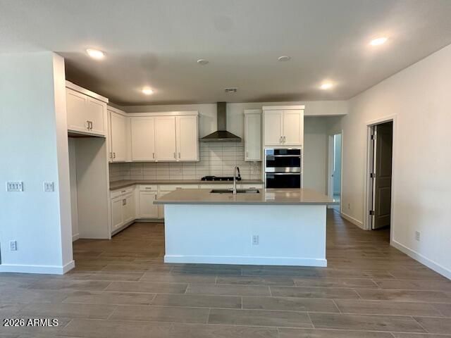 17058 W BUCKHORN Trail, Surprise, AZ 85387