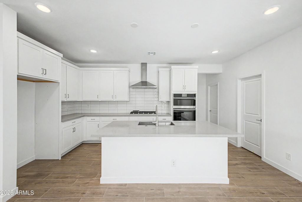 17058 W BUCKHORN Trail, Surprise, AZ 85387 — photo 2