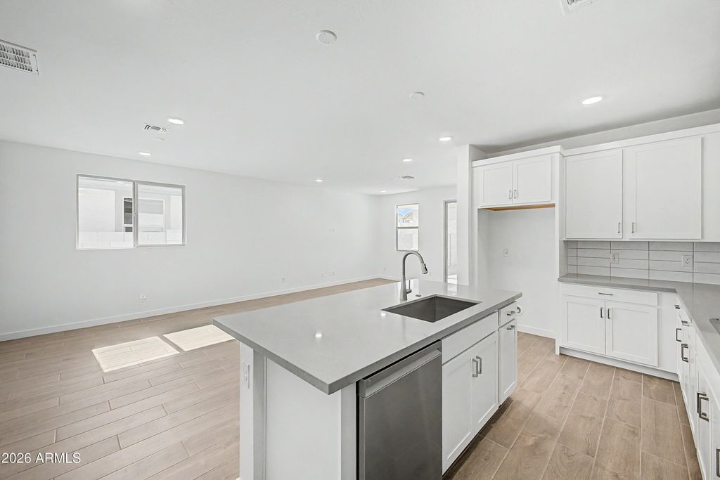 17058 W BUCKHORN Trail, Surprise, AZ 85387 — photo 5