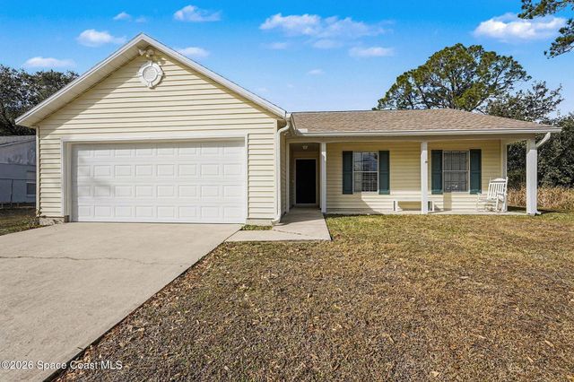 1592 Jasper Avenue NW, Palm Bay, FL 32907