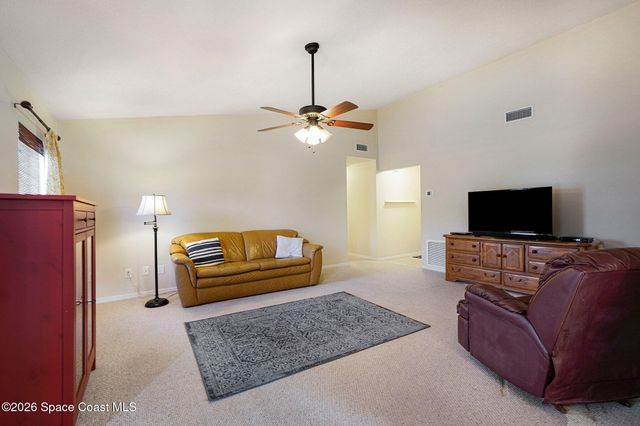 1592 Jasper Avenue NW, Palm Bay, FL 32907