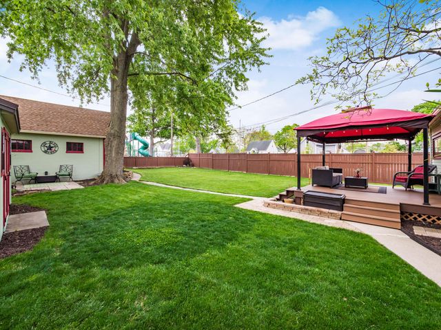 226 S Plum Street, Marysville, OH 43040