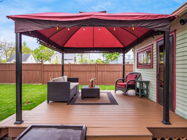 226 S Plum Street, Marysville, OH 43040