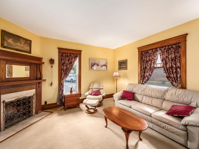 226 S Plum Street, Marysville, OH 43040
