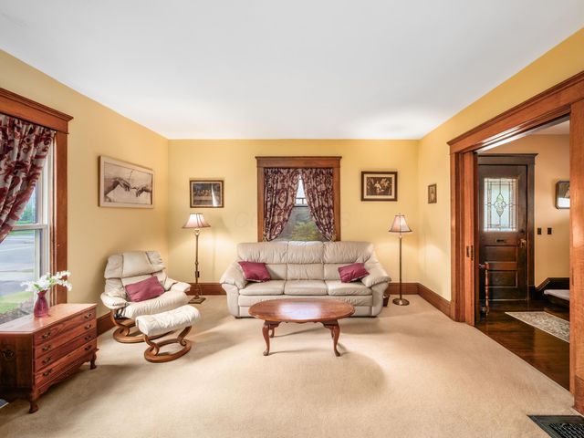 226 S Plum Street, Marysville, OH 43040